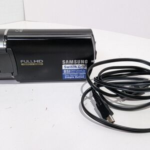 Samsung Full HD Camcorder